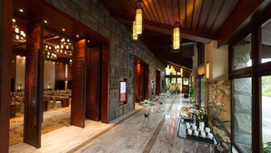 Ballroom - Hainan Qixianling Tsurukawa Spa Hotel (Baoting)