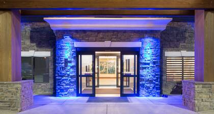 Holiday Inn Express & Suites Glendive by IHG