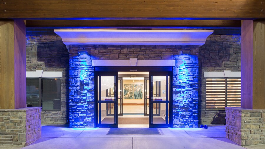 Holiday Inn Express & Suites Glendive by IHG