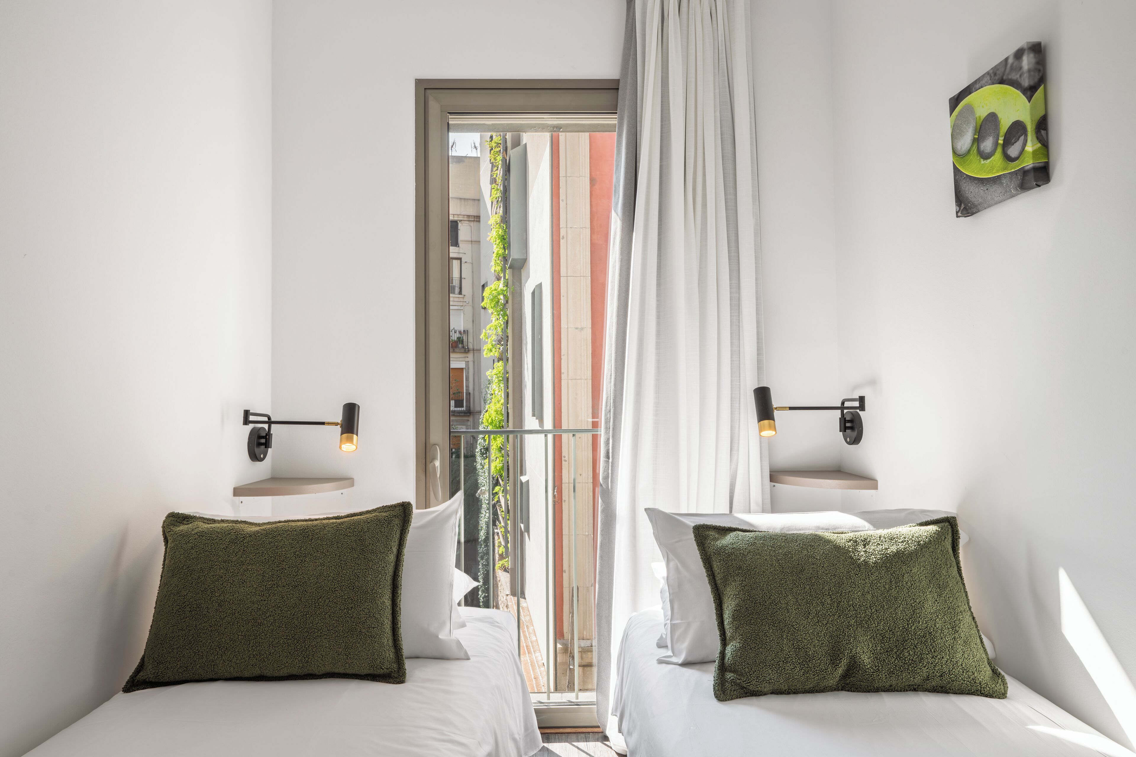 Apartamento Confort, 2 habitaciones, cocina, vistas a la ciudad | Edredones de plumas, caja fuerte, decoración individual