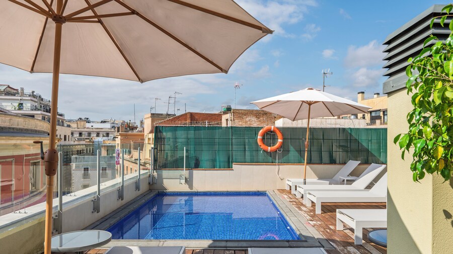Aspasios Catedral Apartments