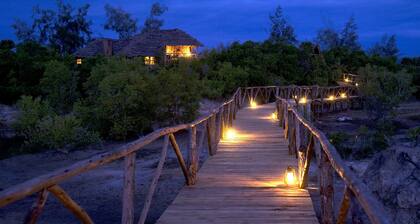 Saadani Safari Lodge