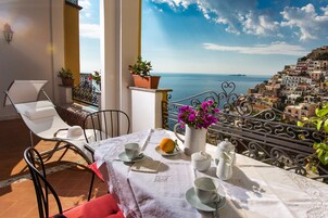 Premier Apartment, 2 Bedrooms (Galli) | Terrace/patio