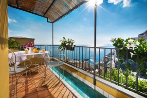 Superior Apartment, 2 Bedrooms (Pergola) | View from room