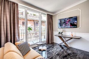 Televisor LCD de 42 polzades amb canals per satèl·lit i televisor 