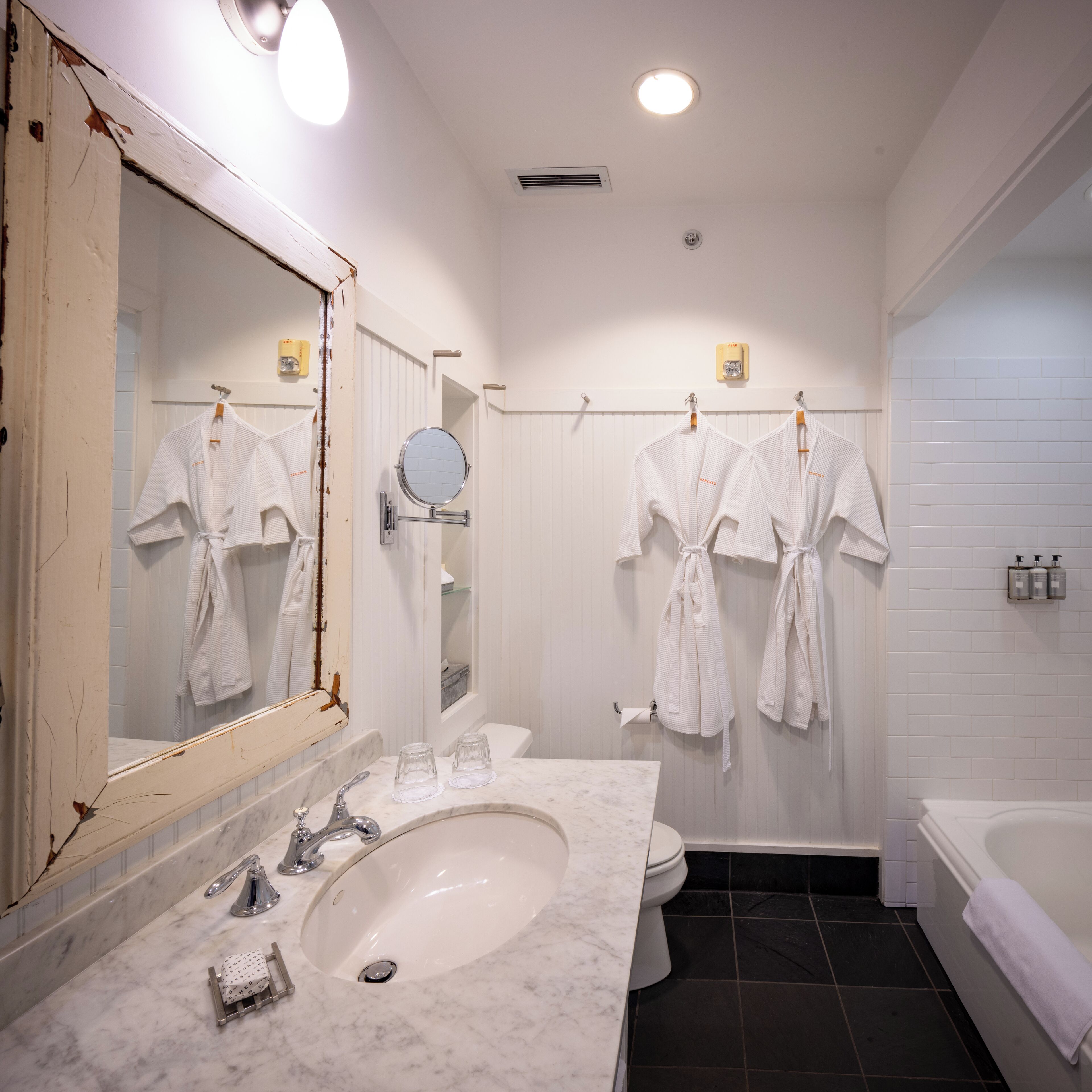 suite, 1 bedroom | 2 bedrooms, frette italian sheets, premium bedding, down duvets