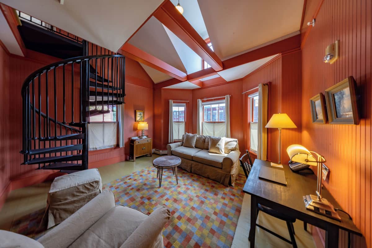 Suite, 2 Bedrooms