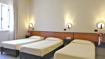 Basic-Vierbettzimmer