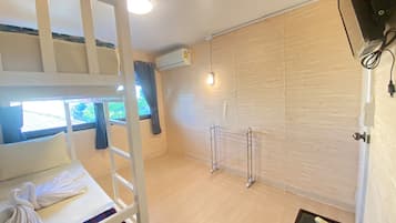 Room, Women only, Non Smoking, Shared Bathroom