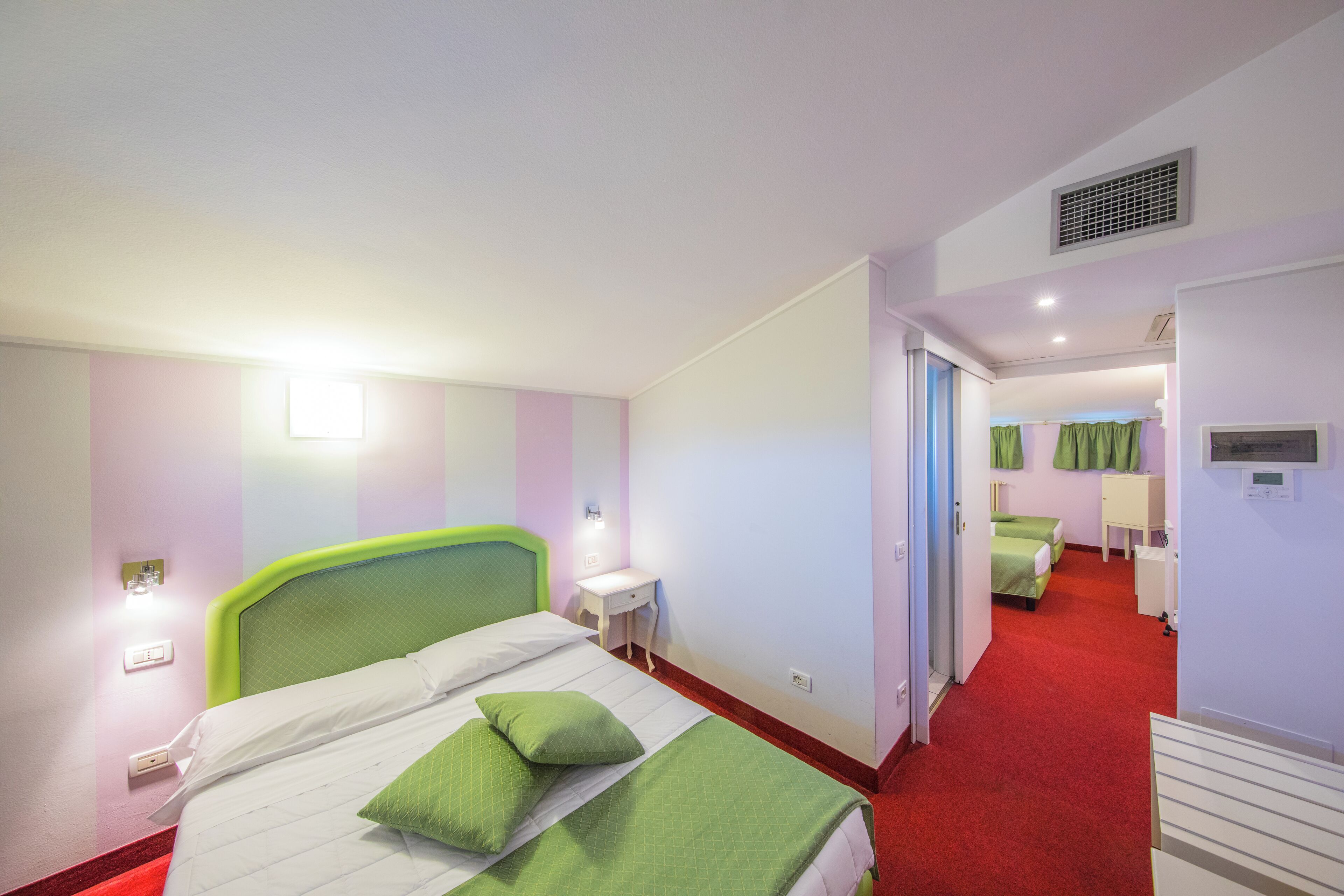 Chambre Quadruple, plusieurs lits