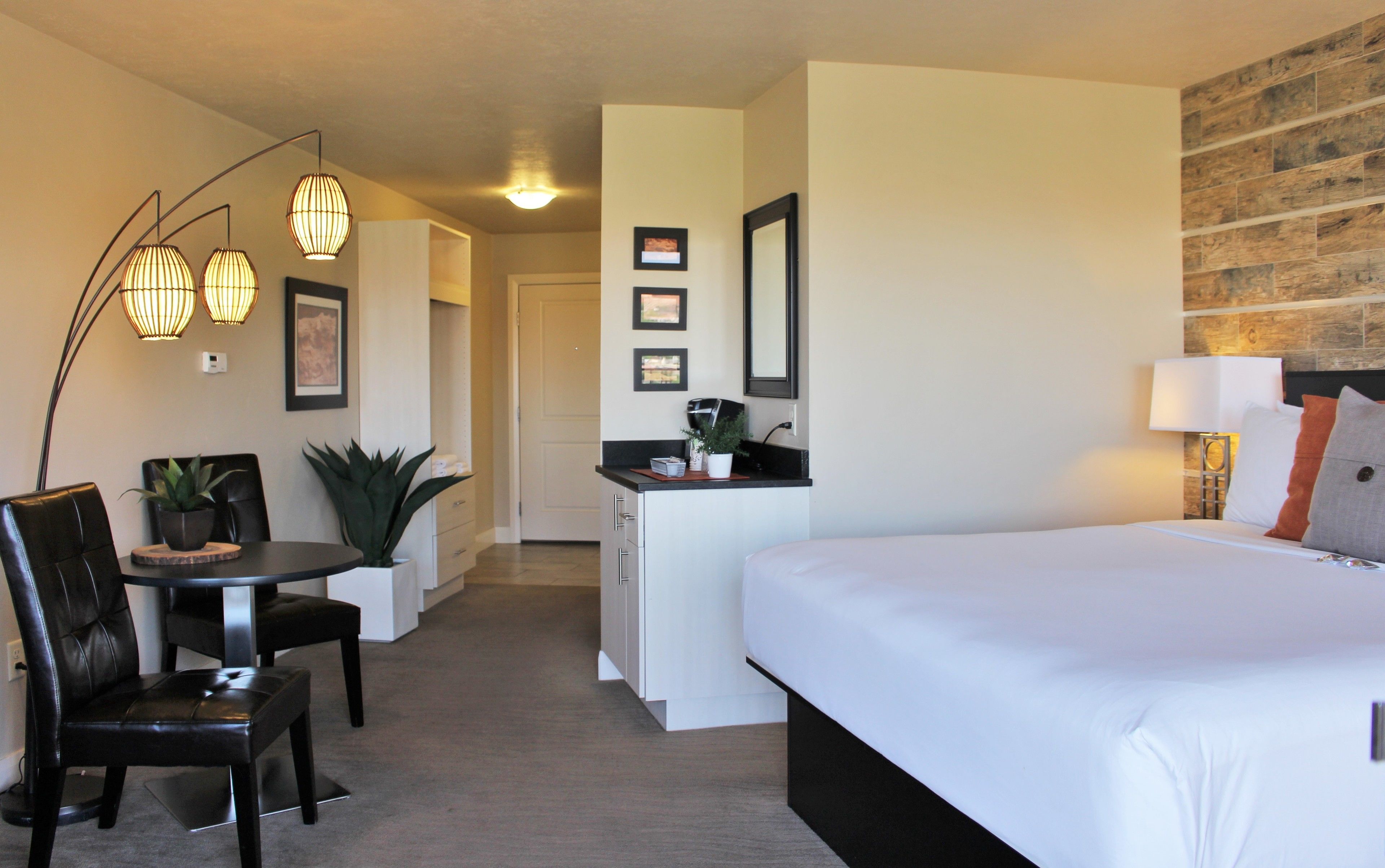 grandview | premium bedding, free wifi, bed sheets