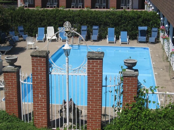 Seasonal outdoor pool