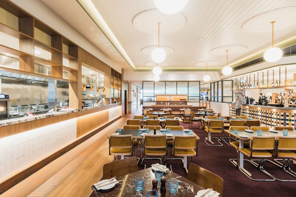 Statesman Hotel