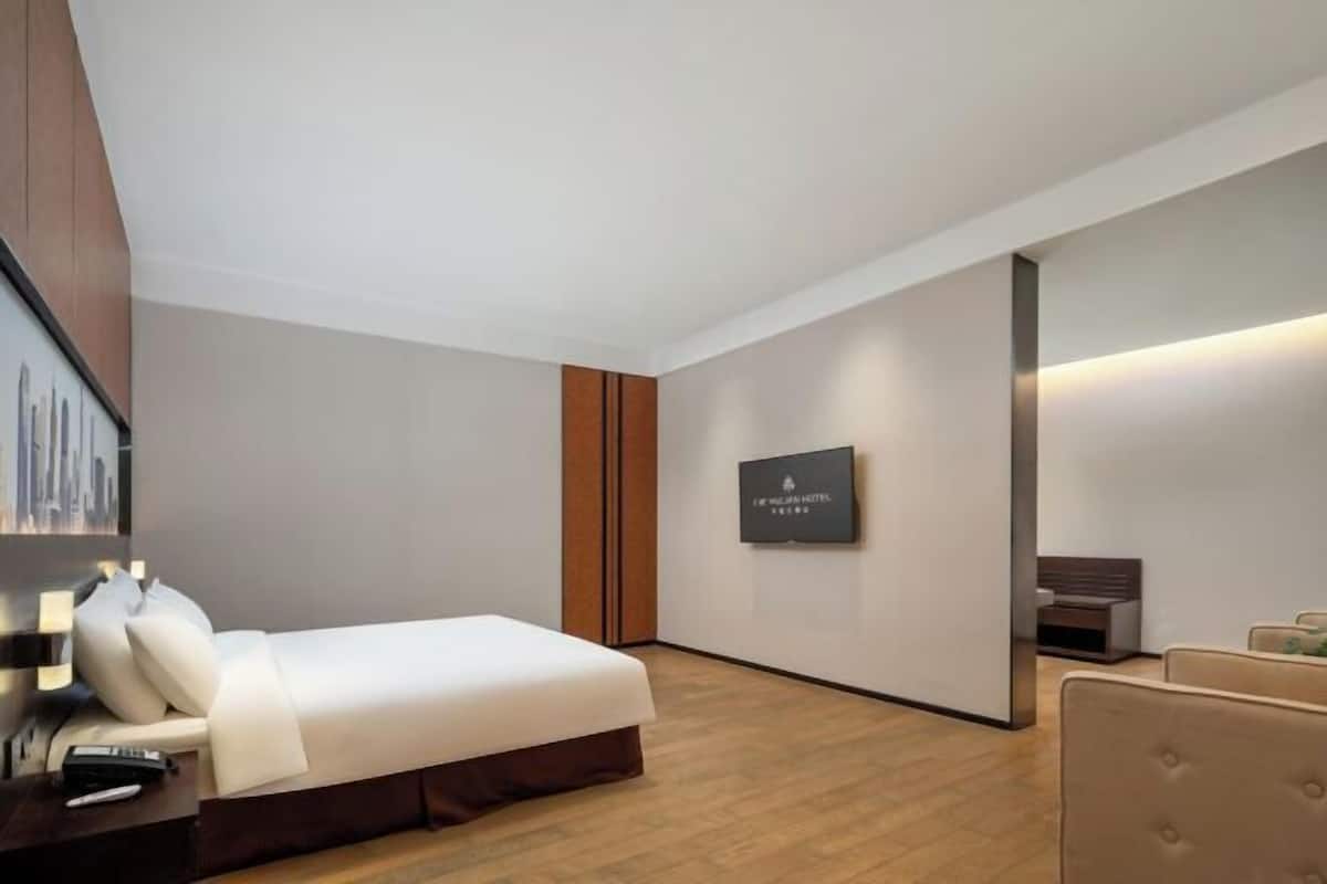 1 bedroom, in-room safe, soundproofing, iron/ironing board