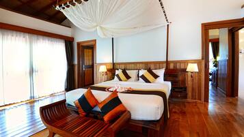 Minibar, coffres-forts dans les chambres, décoration personnalisée