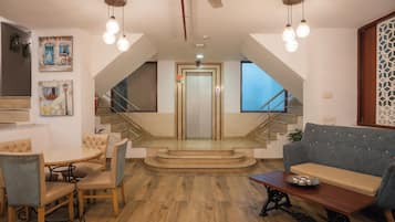 Sala de estar en el lobby