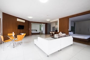 Grand Sea View | Minibar, free WiFi - Markland Seaside Pattaya (Pattaya)