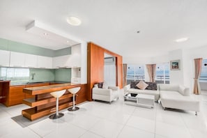 Grand Sea View | Minibar, free WiFi - Markland Seaside Pattaya (Pattaya)