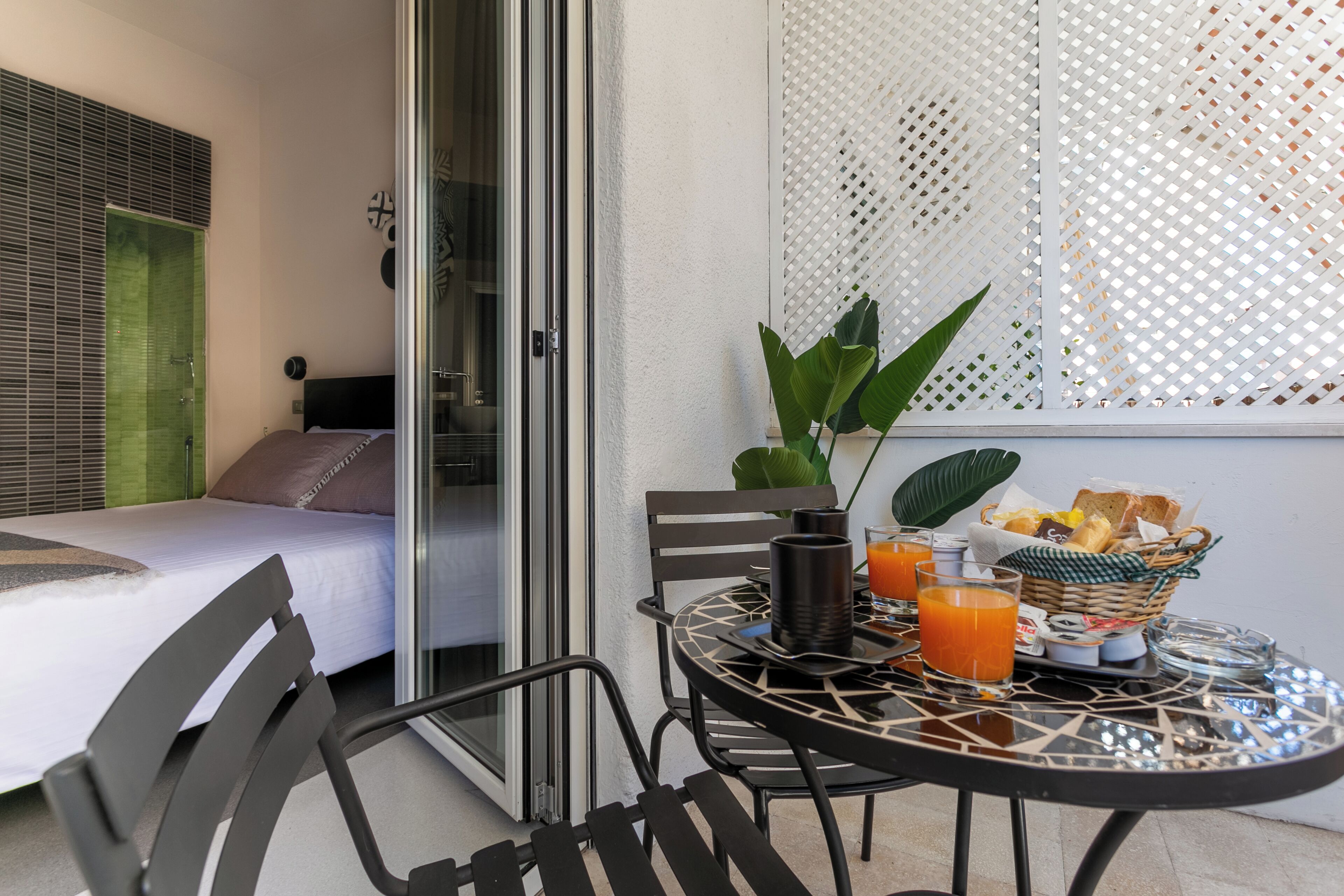 Superior Double Room, 1 Double Bed, Balcony | 4 bedrooms, premium bedding, down comforters, desk