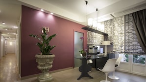 Unclassified image, 2 of 63, button - Smart Hotel Gallery House (Palermo)