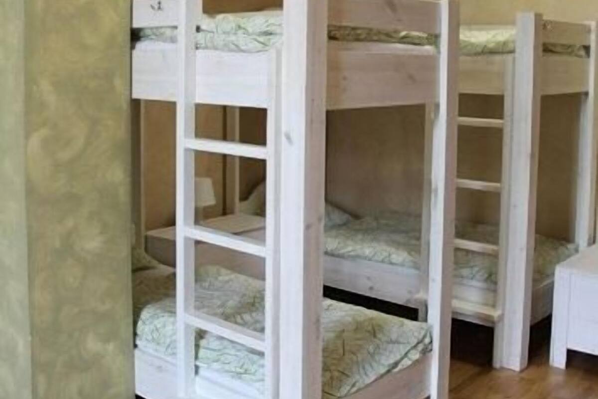 Chambre (6 People) | Lits bébé (gratuits), Wi-Fi gratuit