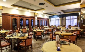 Daily buffet breakfast (EUR 8 per person)