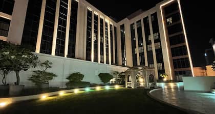Hyatt Place Dubai Al Rigga