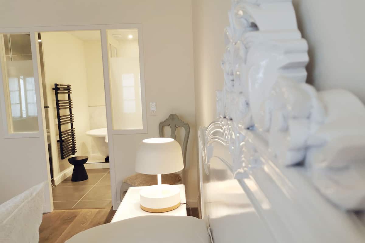 prestige suite | bathroom | free toiletries, hair dryer, bathrobes, slippers