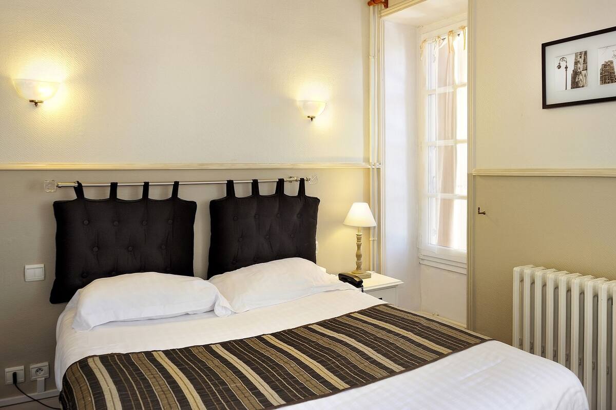 Double Room | Free WiFi, wheelchair access