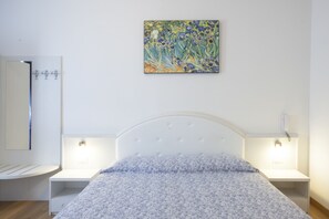Couette en duvet, lit avec matelas en mousse à mémoire, coffre-fort
