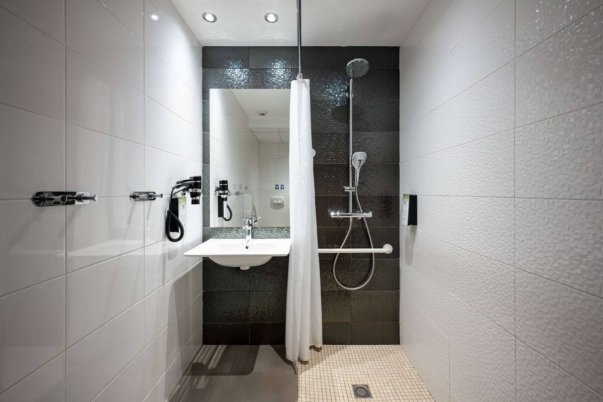 bathroom shower