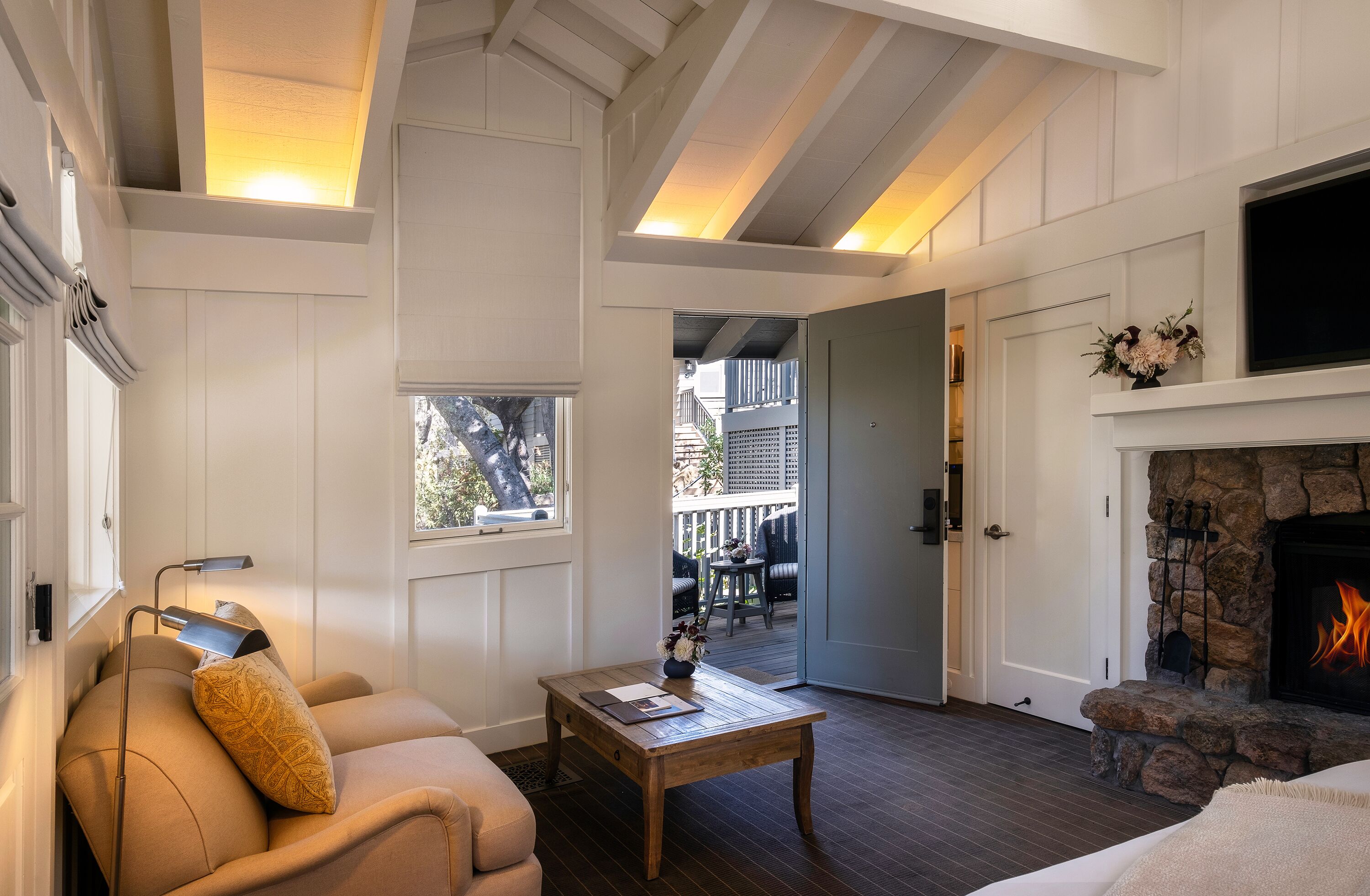 cottage room | premium bedding, minibar, in-room safe, desk