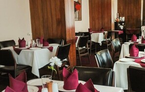 Free daily full breakfast  - Hotel Eldorado (La Paz)