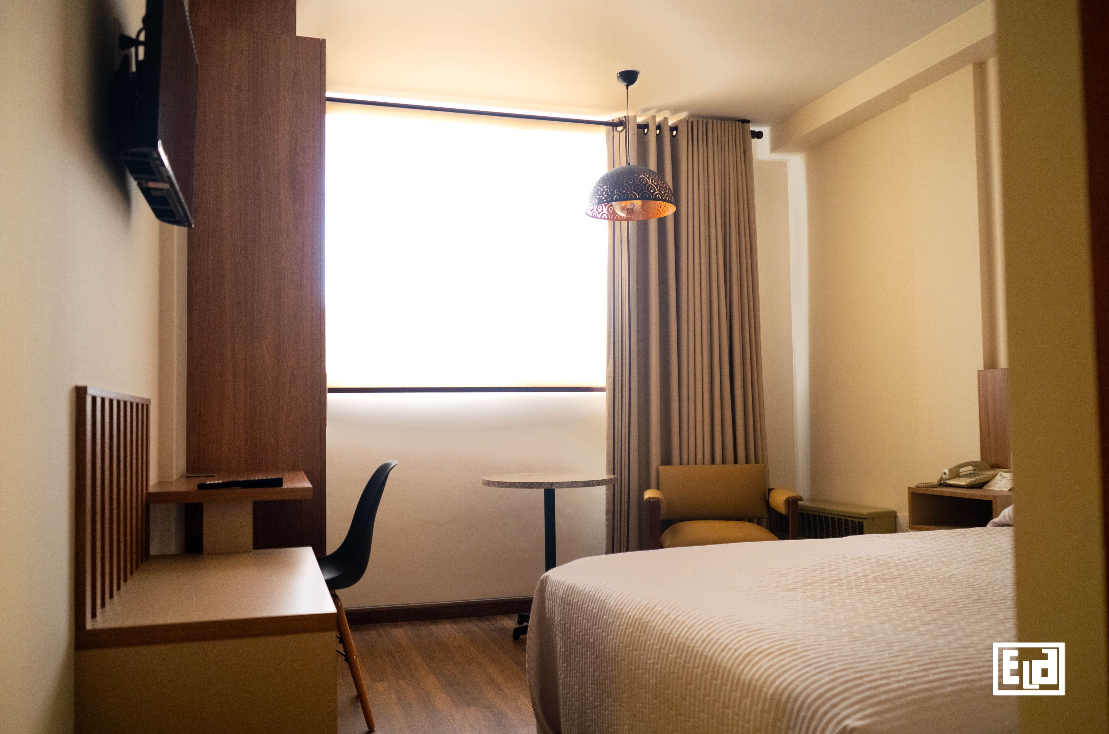 Double Room | Desk, iron/ironing board, free cots/infant beds, rollaway beds