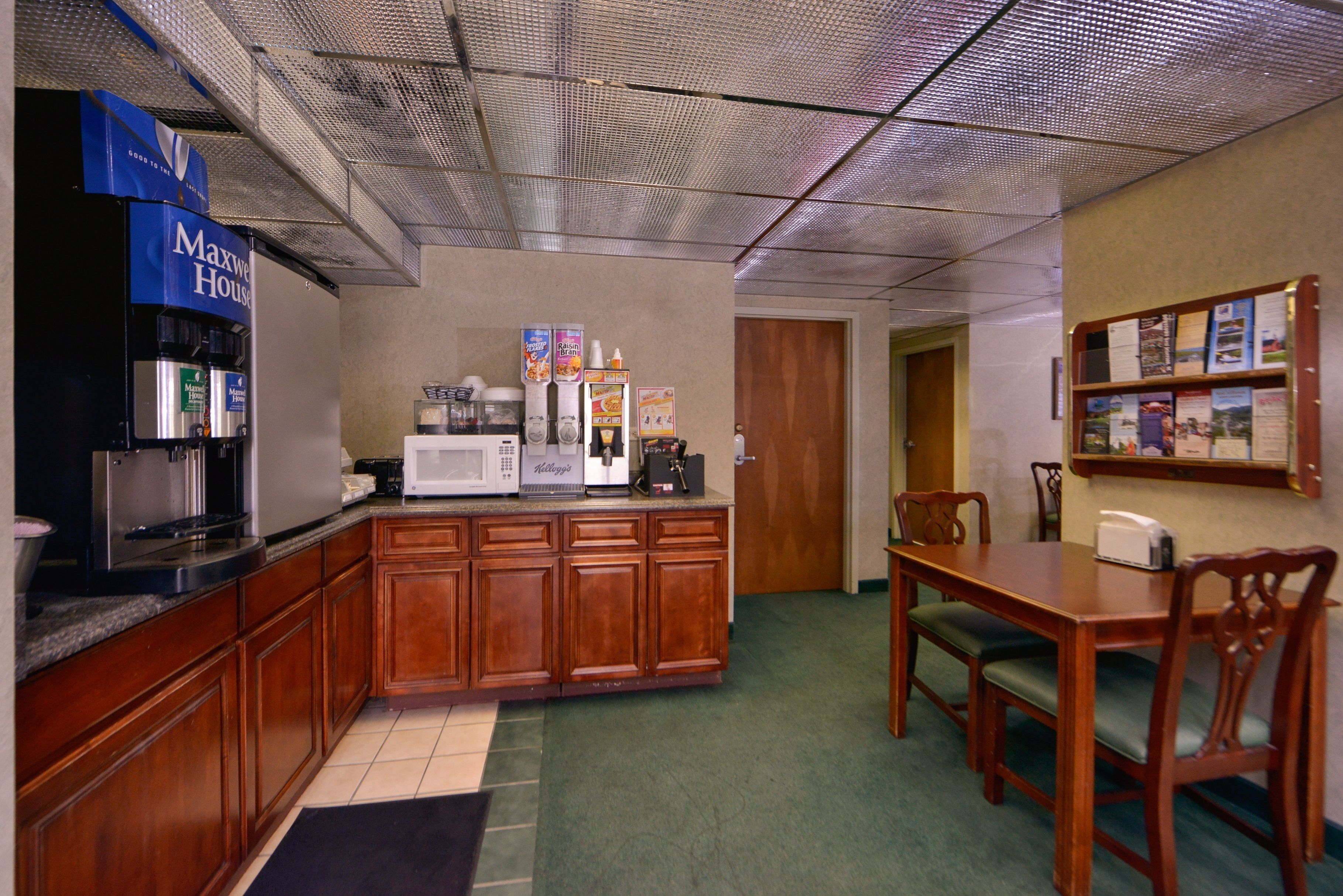 Breakfast area