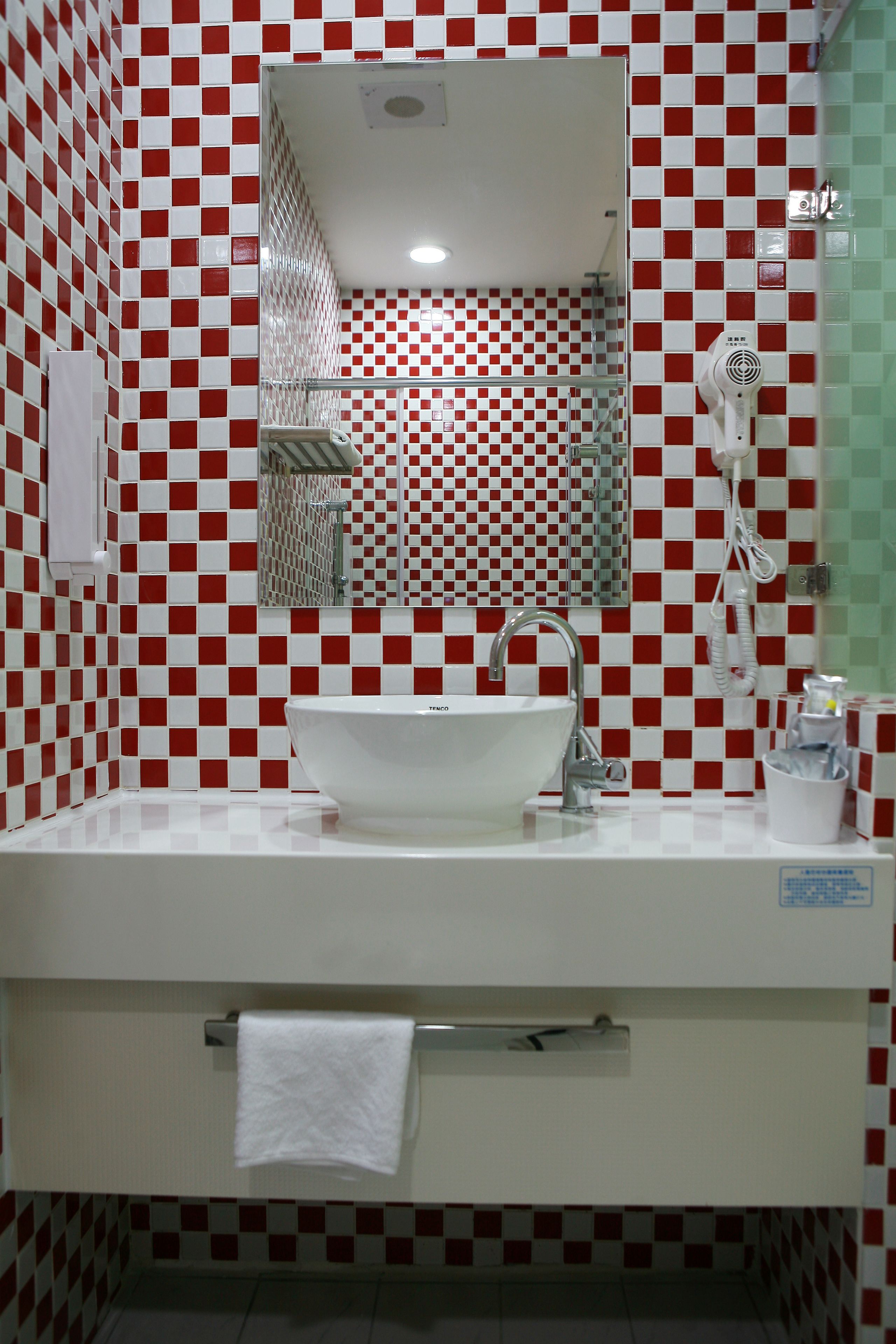 single room | bathroom sink