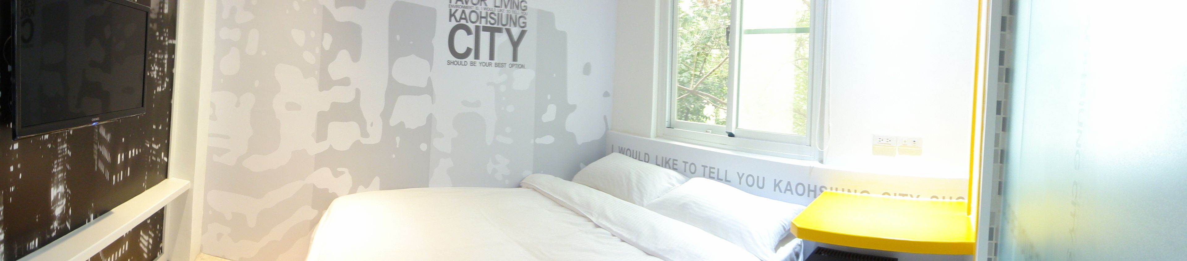 standard double room | living area | 32-inch led tv with cable channels, tv