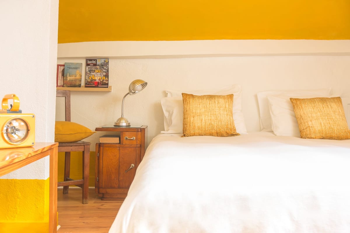 Basic Double or Twin Room, Private Bathroom (Bathroom with 1,75 meters Max. Height) | 1 bedroom, in-room safe, individually decorated, individually furnished