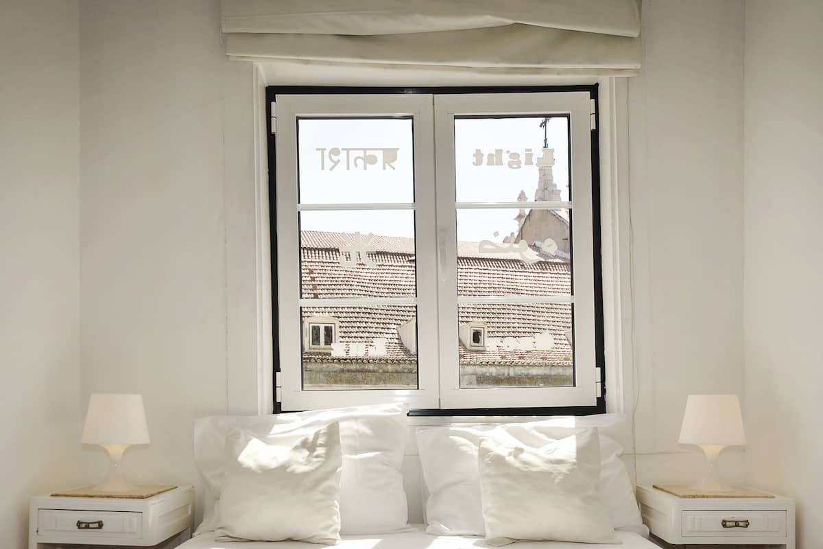 Standard Double Room, City View | 1 bedroom, in-room safe, individually decorated, individually furnished