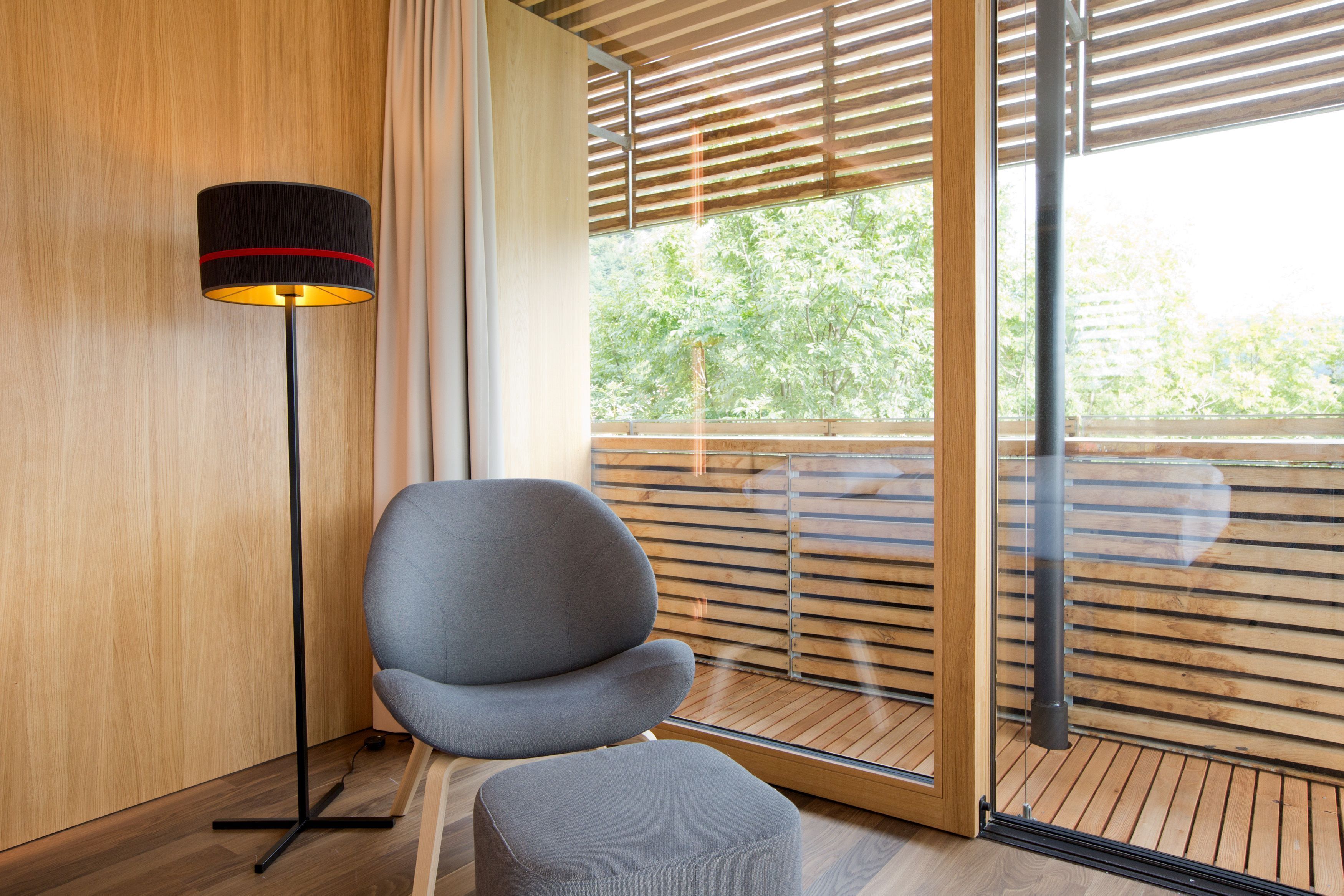 junior suite, 1 double bed, balcony | living area | flat-screen tv