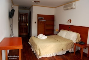 Kamar Double atau Twin, patio | Seprai premium, brankas, dan tempat tidur bayi (biaya tambahan)