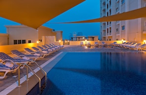 Outdoor pool, sun loungers