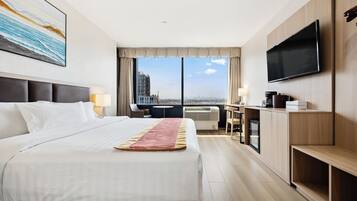 Deluxe Room, 1 King Bed, Non Smoking | Desk, iron/ironing board, rollaway beds, free WiFi