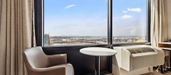 Ramada by Wyndham Flushing Queens