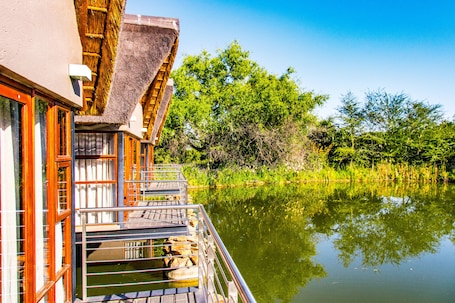 Couples treatment rooms, hot tub, steam room, hot springs, Turkish bath