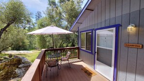 Standard - kahden hengen huone | Terassi/patio