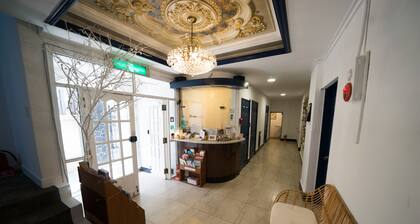 Beewon Guest House - Hostel