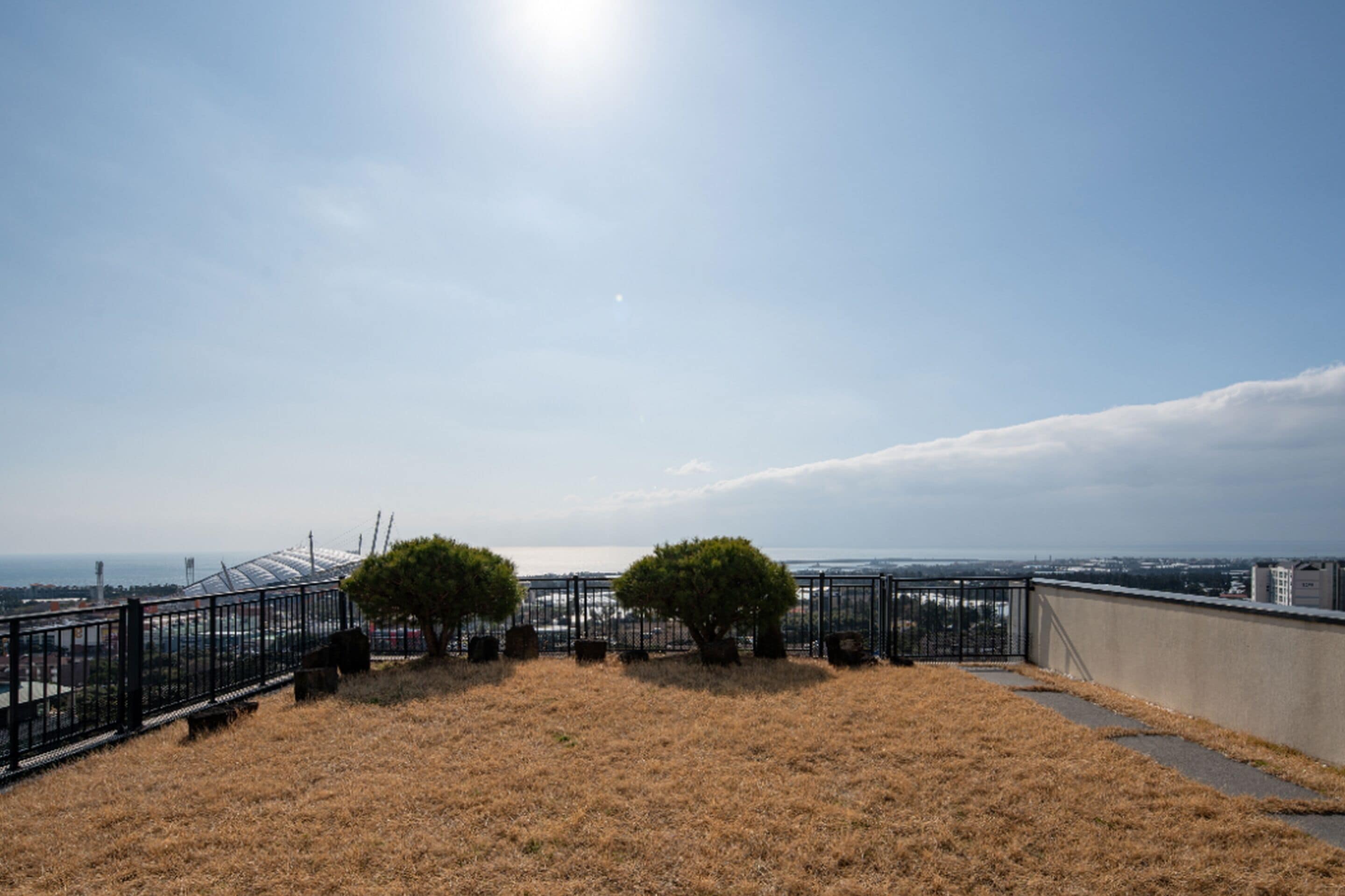 2 bedrooms, minibar, in-room safe, desk