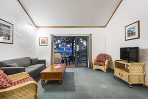 Chalet, 2 Bedrooms, 1st Floor | Living area | LCD TV