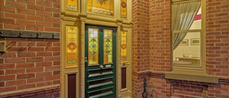 Entrée de l’hébergement